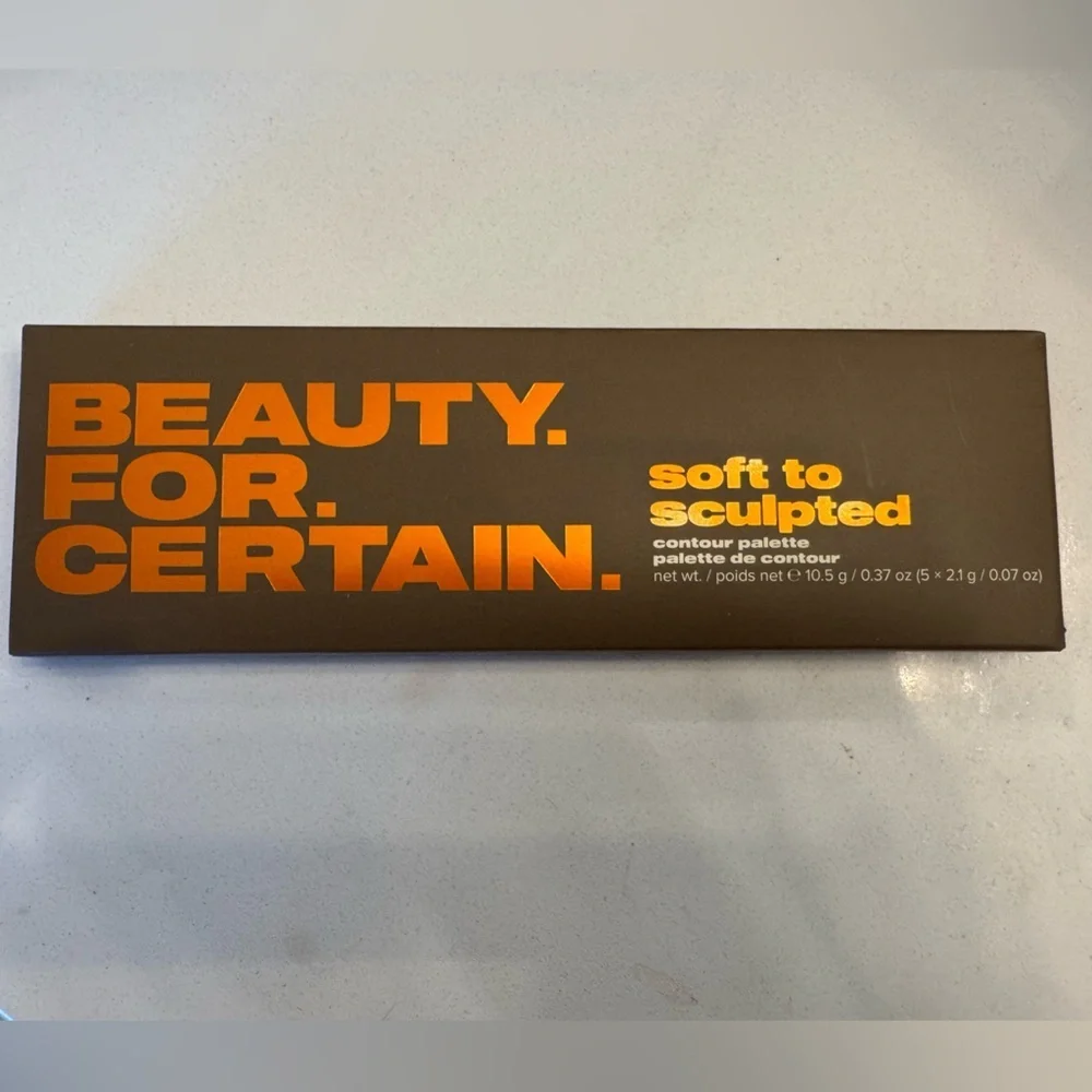 Beauty For Certain Contour and Eyeshadow Palette Set- New In Box